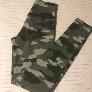 Aerie Camo Print leggings squat proof